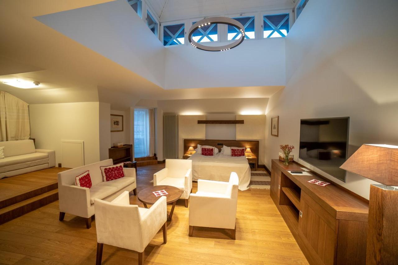 Hotel Pacsirta Совата Экстерьер фото