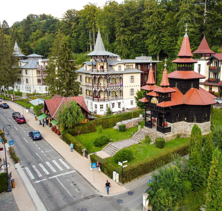 Hotel Pacsirta Совата Экстерьер фото